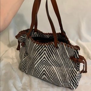 Patterned Liz Claiborne tote